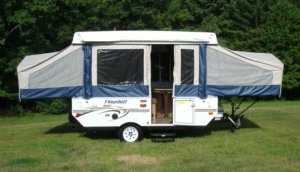 Popup travel trailer