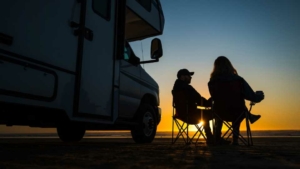 Rolling by the Dozen RV Park in College station, Texas welcomes Retirees.